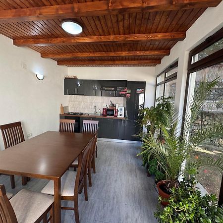 Accommodation Casa Luca Хорезу Экстерьер фото