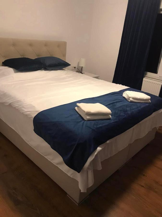 Accommodation Casa Luca Хорезу Экстерьер фото