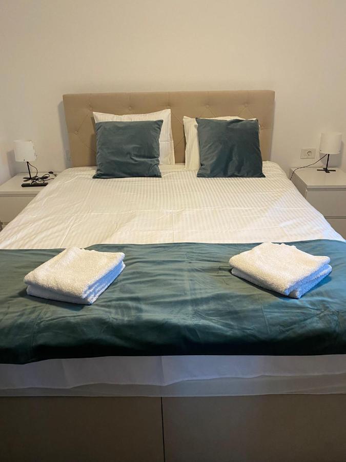 Accommodation Casa Luca Хорезу Экстерьер фото