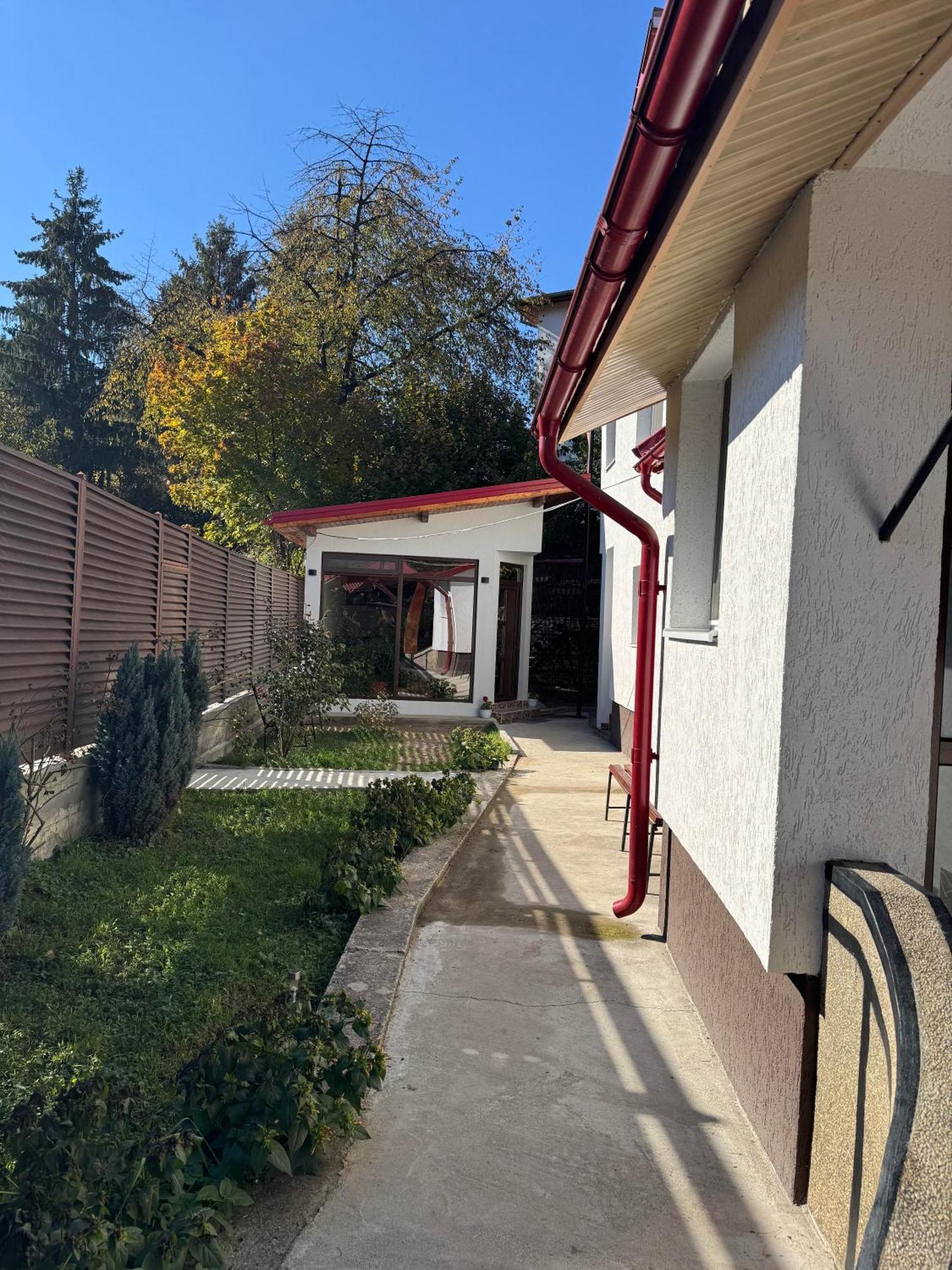 Accommodation Casa Luca Хорезу Экстерьер фото
